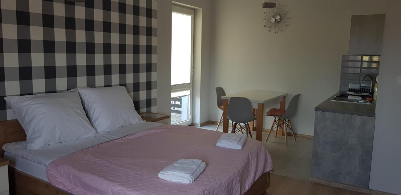 Apartamenty Maja -Pokoje - Domy Wakacyjne -Basen Podgrzewany -Jacuzzi - Sauna เวบา ภายนอก รูปภาพ