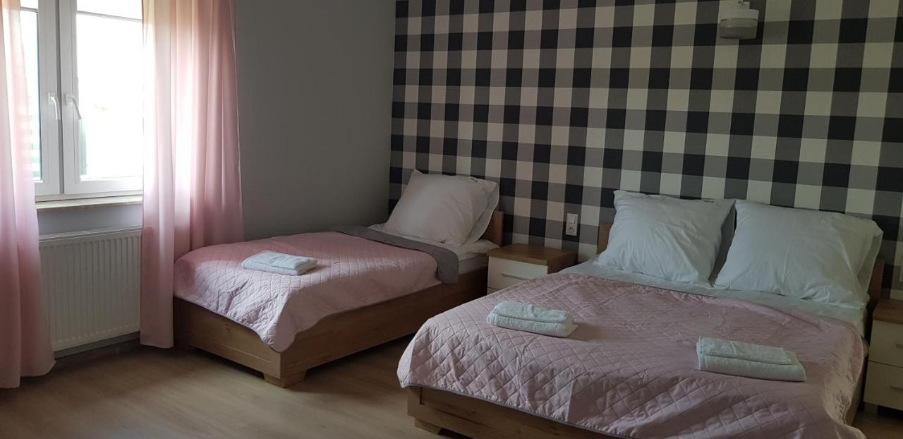 Apartamenty Maja -Pokoje - Domy Wakacyjne -Basen Podgrzewany -Jacuzzi - Sauna เวบา ภายนอก รูปภาพ