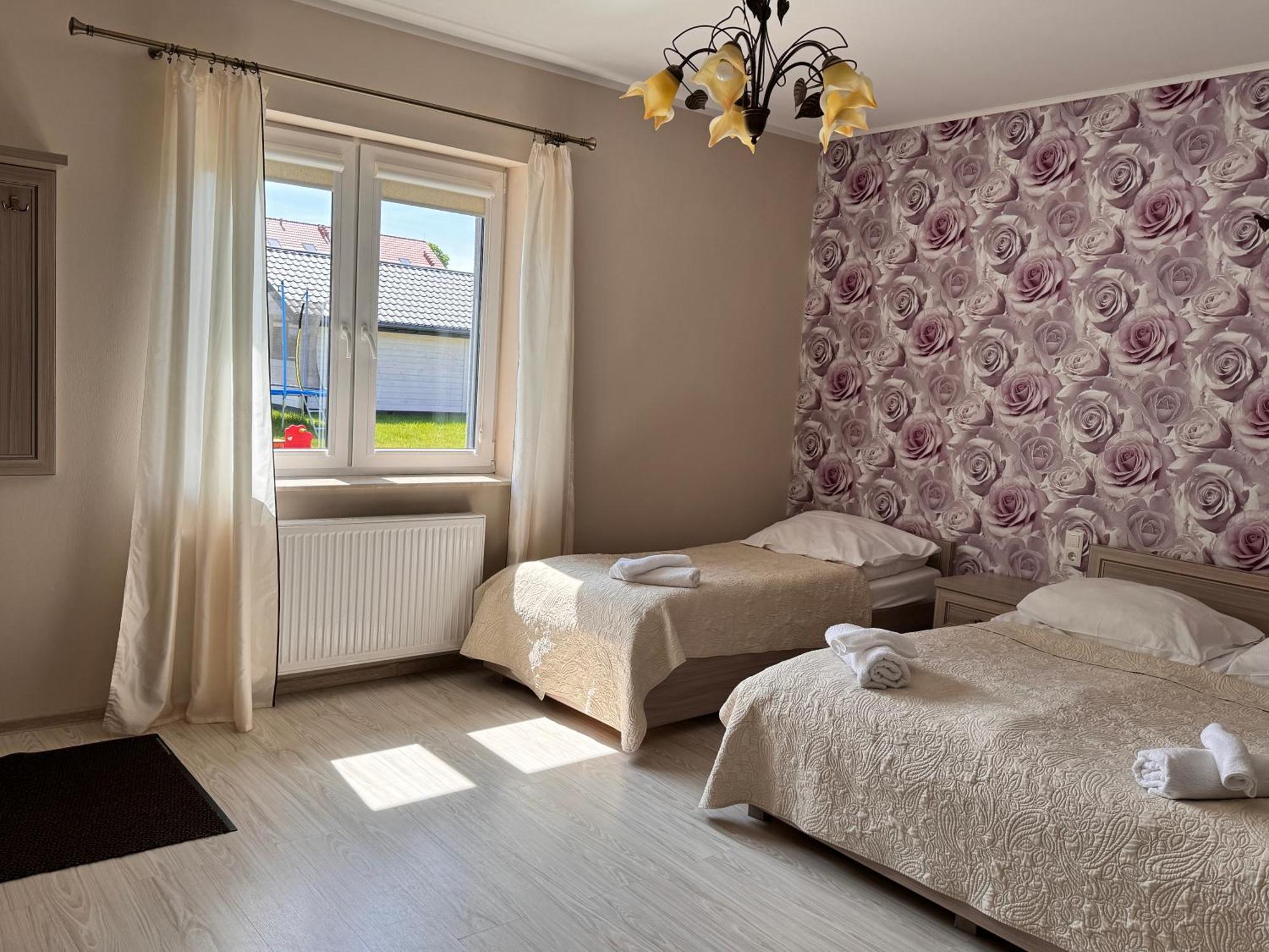Apartamenty Maja -Pokoje - Domy Wakacyjne -Basen Podgrzewany -Jacuzzi - Sauna เวบา ภายนอก รูปภาพ