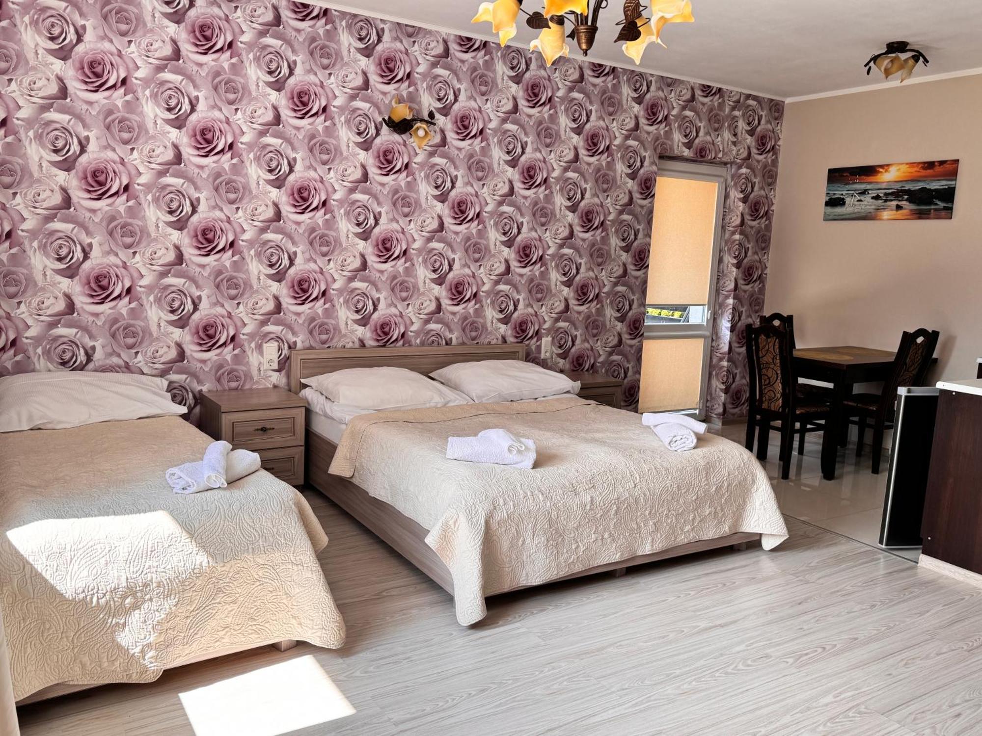 Apartamenty Maja -Pokoje - Domy Wakacyjne -Basen Podgrzewany -Jacuzzi - Sauna เวบา ภายนอก รูปภาพ