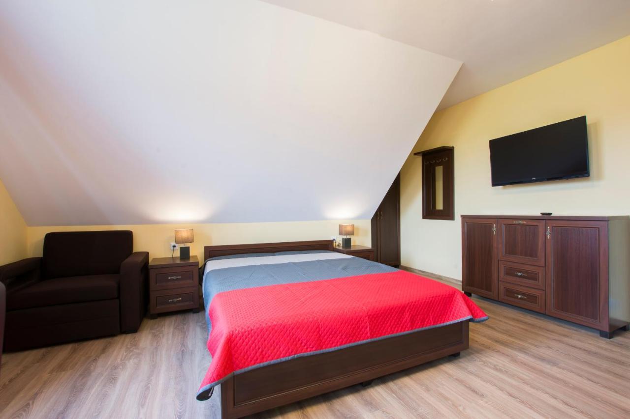 Apartamenty Maja -Pokoje - Domy Wakacyjne -Basen Podgrzewany -Jacuzzi - Sauna เวบา ภายนอก รูปภาพ