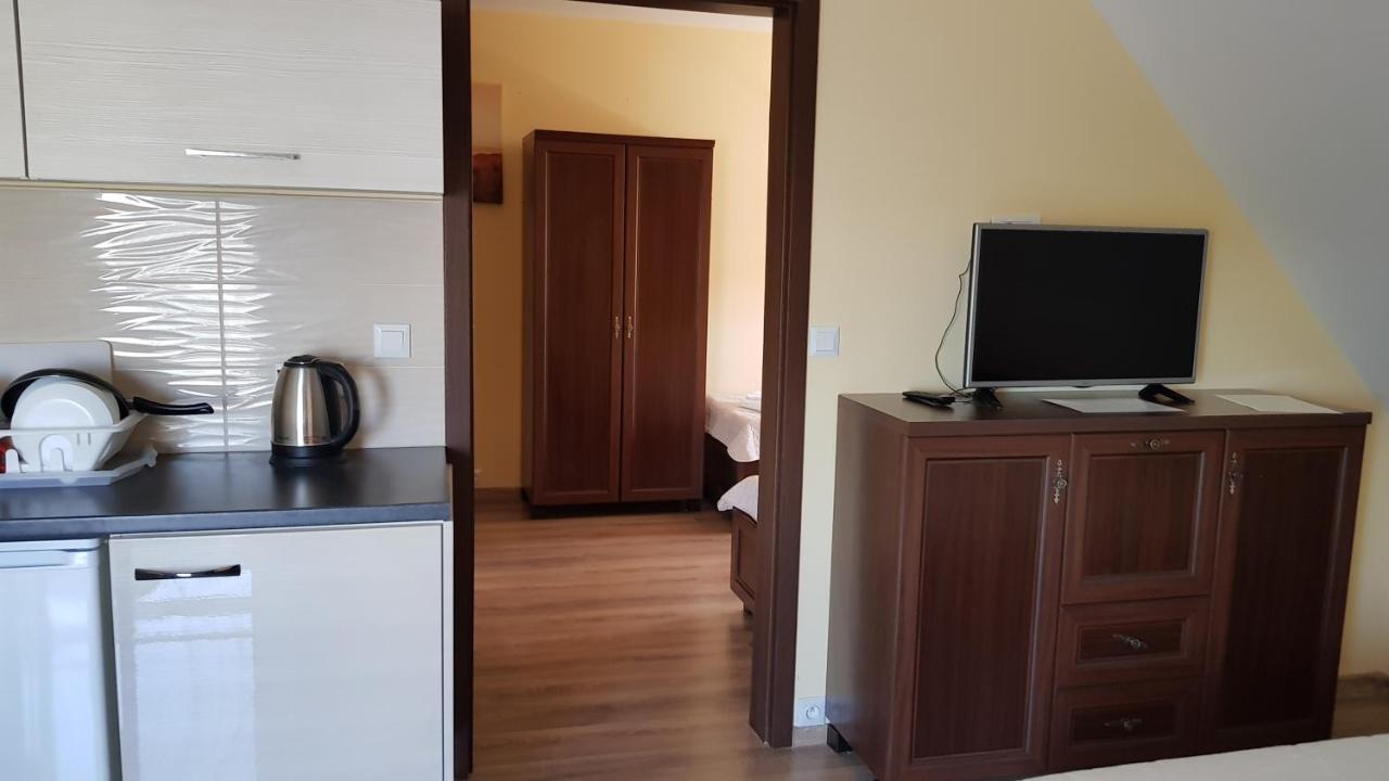 Apartamenty Maja -Pokoje - Domy Wakacyjne -Basen Podgrzewany -Jacuzzi - Sauna เวบา ภายนอก รูปภาพ